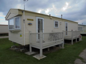 Sealands : Maple:- 6 Berth, Access to the beach